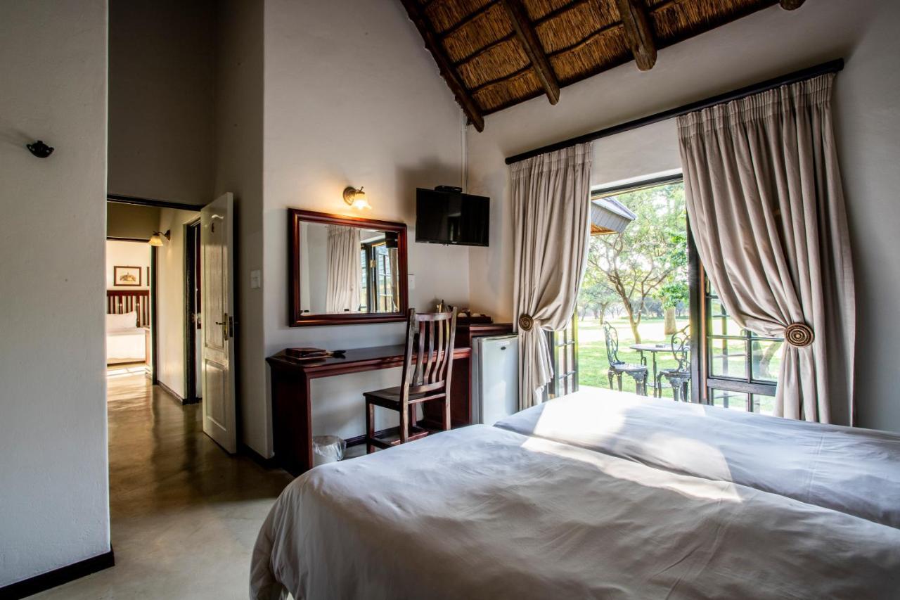 Lapeng Guest Lodge Бургерсфорт Екстер'єр фото