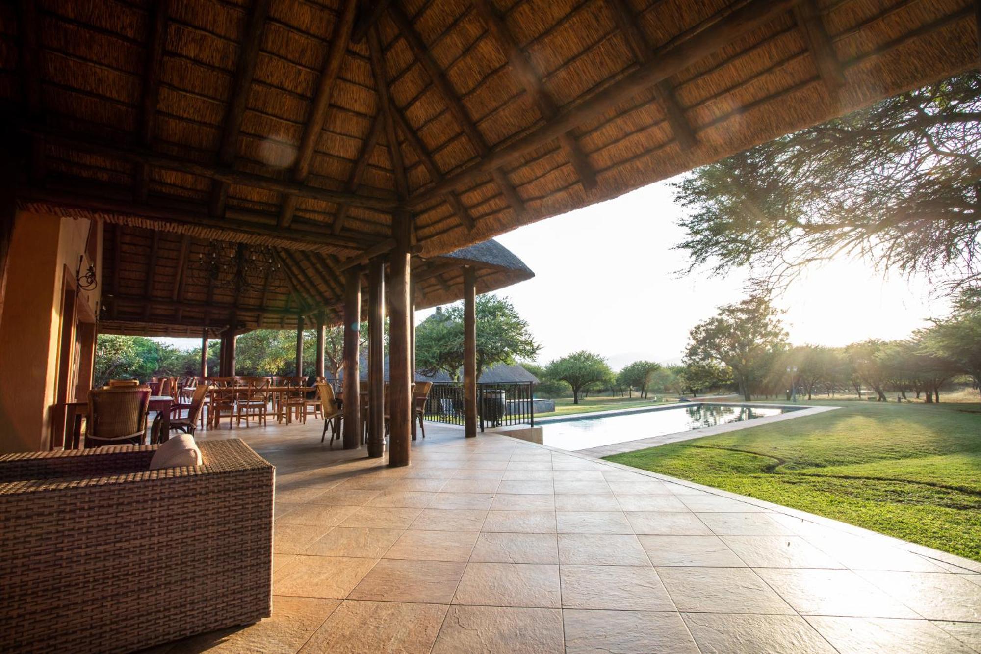 Lapeng Guest Lodge Бургерсфорт Екстер'єр фото